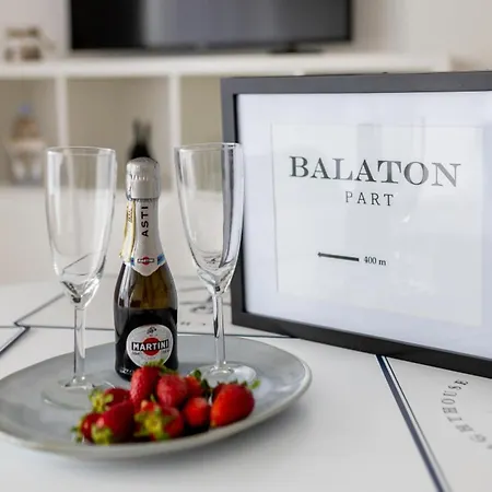 Patakpart 아파트 Balatonboglár